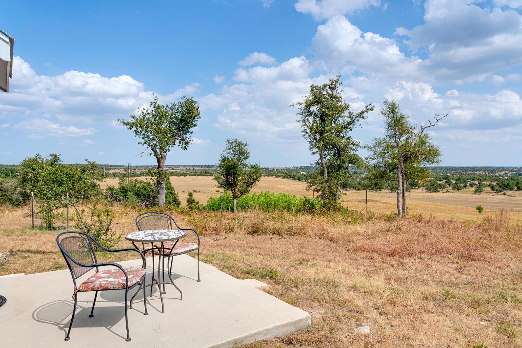 New! Luxury Cottage With Stunning Views-Spa Bath-Patio Fredericksburg Exterior photo